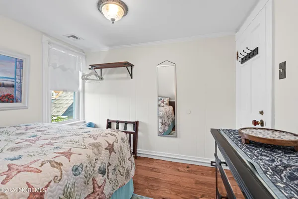 a view of livingroom with washer and dryer