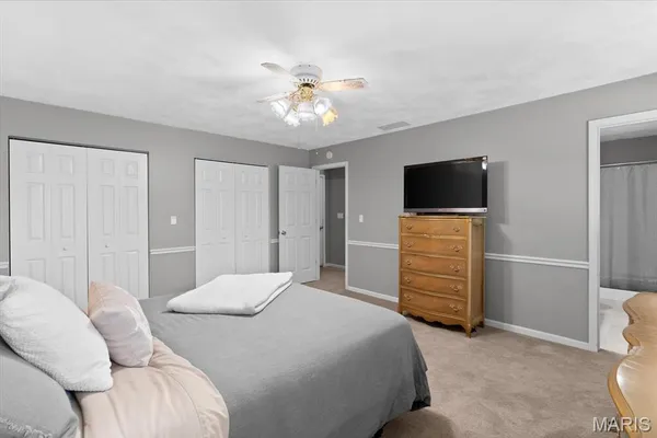 $282,500 | 2901 East Main Street, Belleville, IL 62221