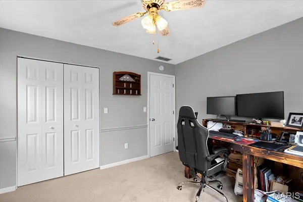 $282,500 | 2901 East Main Street, Belleville, IL 62221