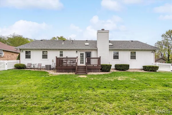 $282,500 | 2901 East Main Street, Belleville, IL 62221