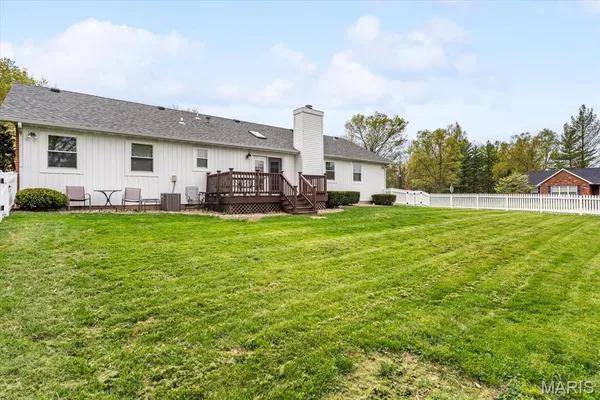 $282,500 | 2901 East Main Street, Belleville, IL 62221