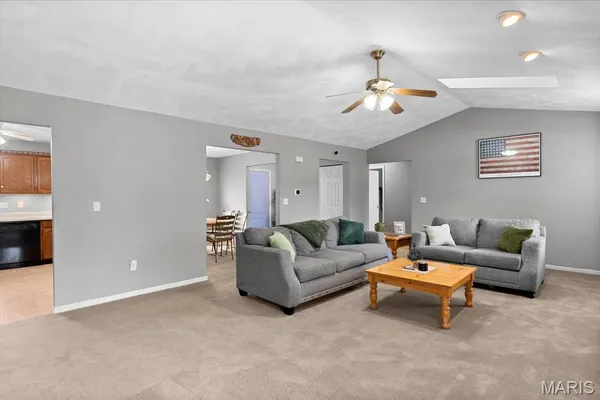 $282,500 | 2901 East Main Street, Belleville, IL 62221