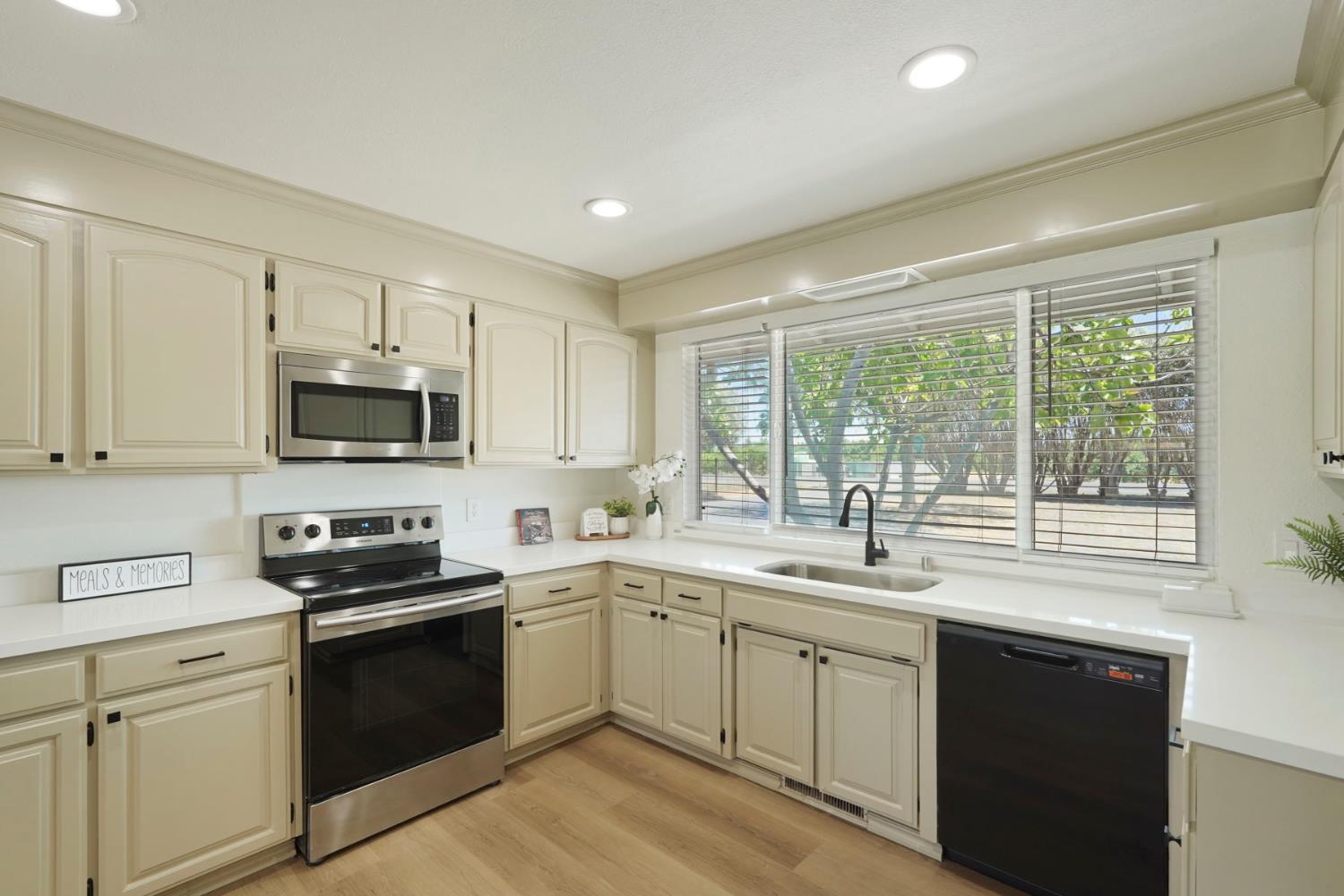 28165 South Chrisman Road Tracy, CA 95304 - Photo 15 of 68
