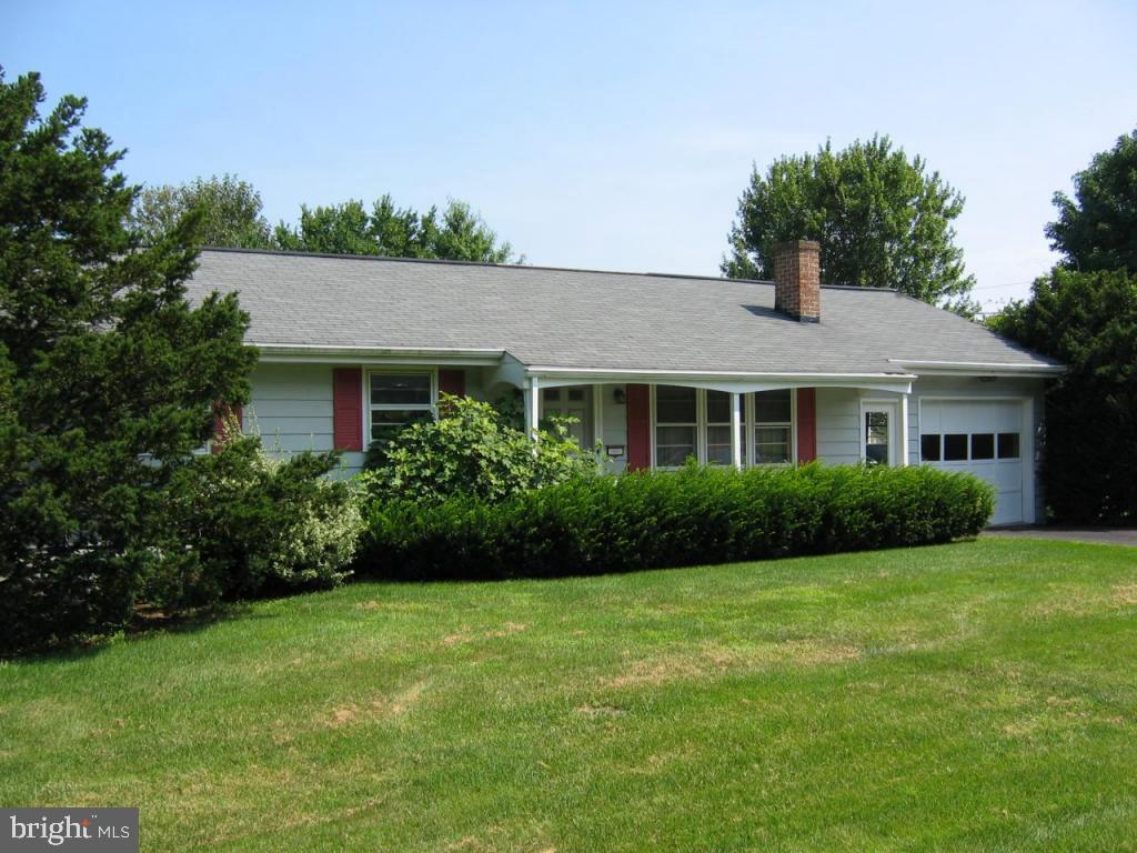 1625 Campus Road Elizabethtown, PA 17022 - Photo 3 of 19 Gallery Image 3