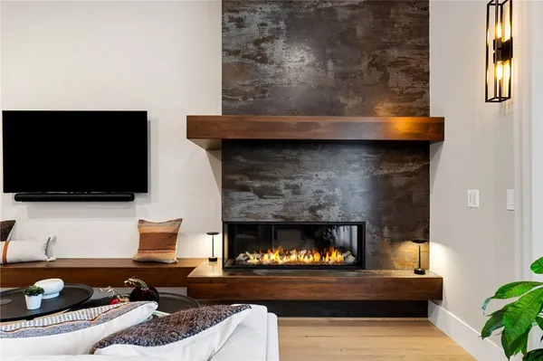 $859,900 | 205 Charles Herrmann Way, Unit 205, Penn Yan, NY 14527