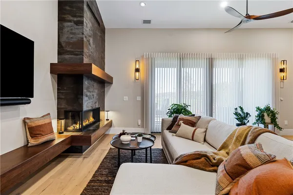 $859,900 | 205 Charles Herrmann Way, Unit 205, Penn Yan, NY 14527