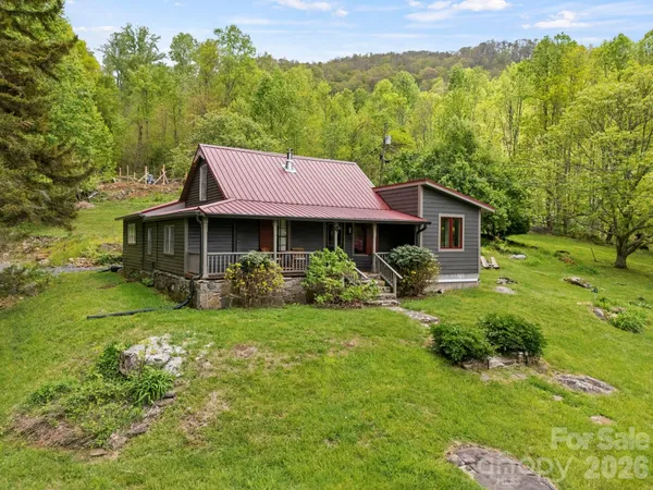 $525,000 | 1108 Pine Root Branch Road, Bakersville, NC 28705