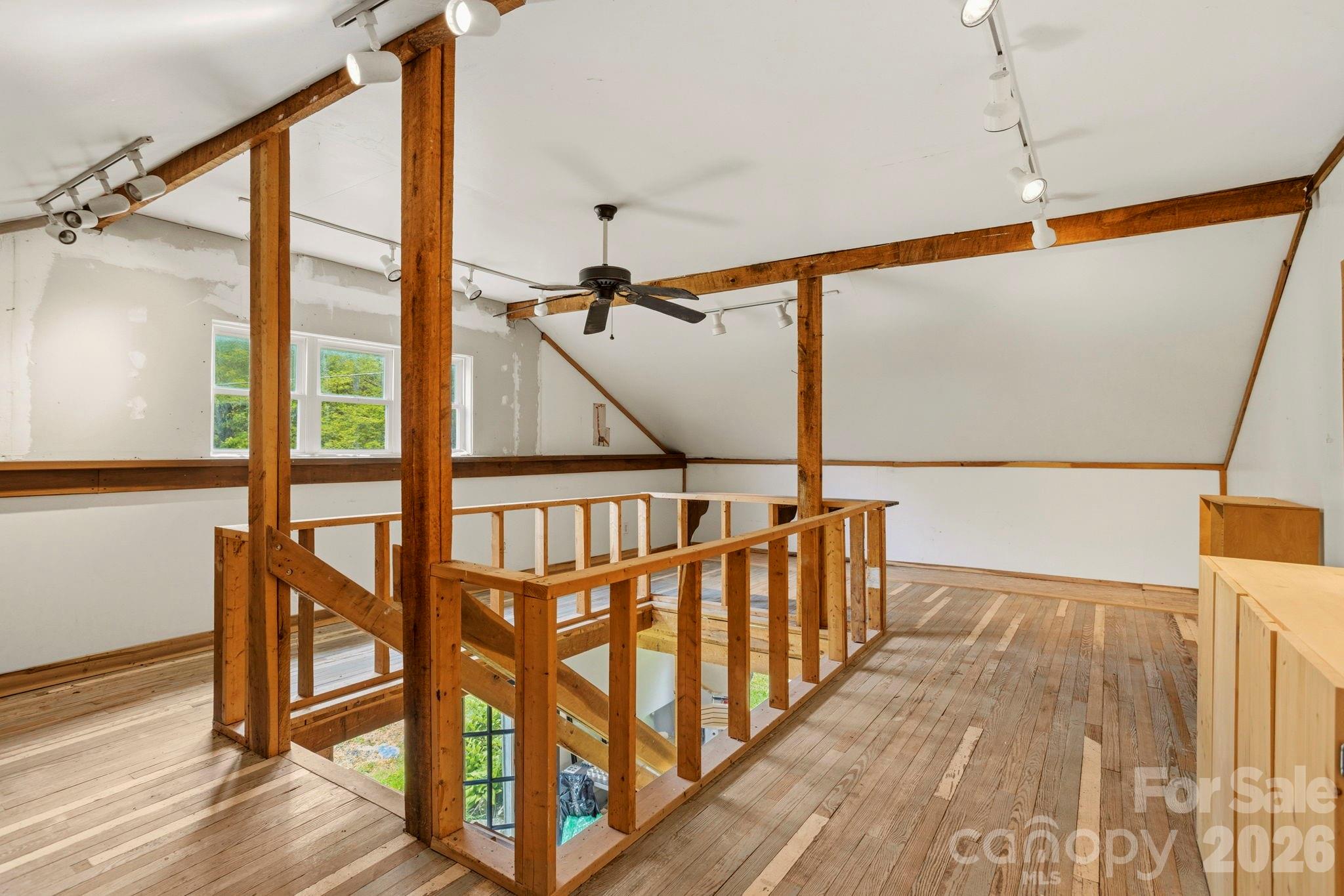 1108 Pine Root Branch Road Bakersville, NC 28705 - Photo 32 of 47