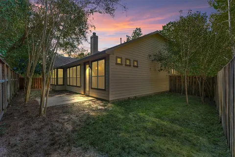 a picture of a wall painting