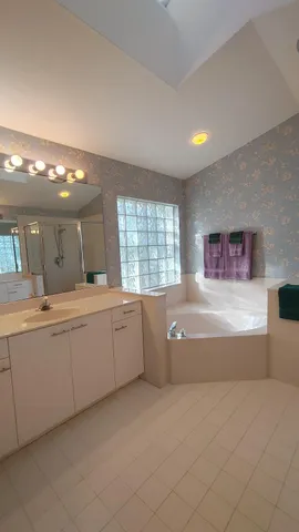 $15,000 | 16461 Riverwind Drive, Jupiter, FL 33477