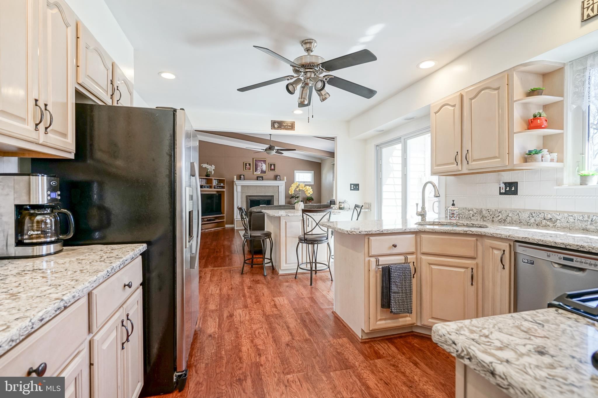 808 East Evesham Road Glendora, NJ 08029 - Photo 12 of 37 Eat-in-Kitchen