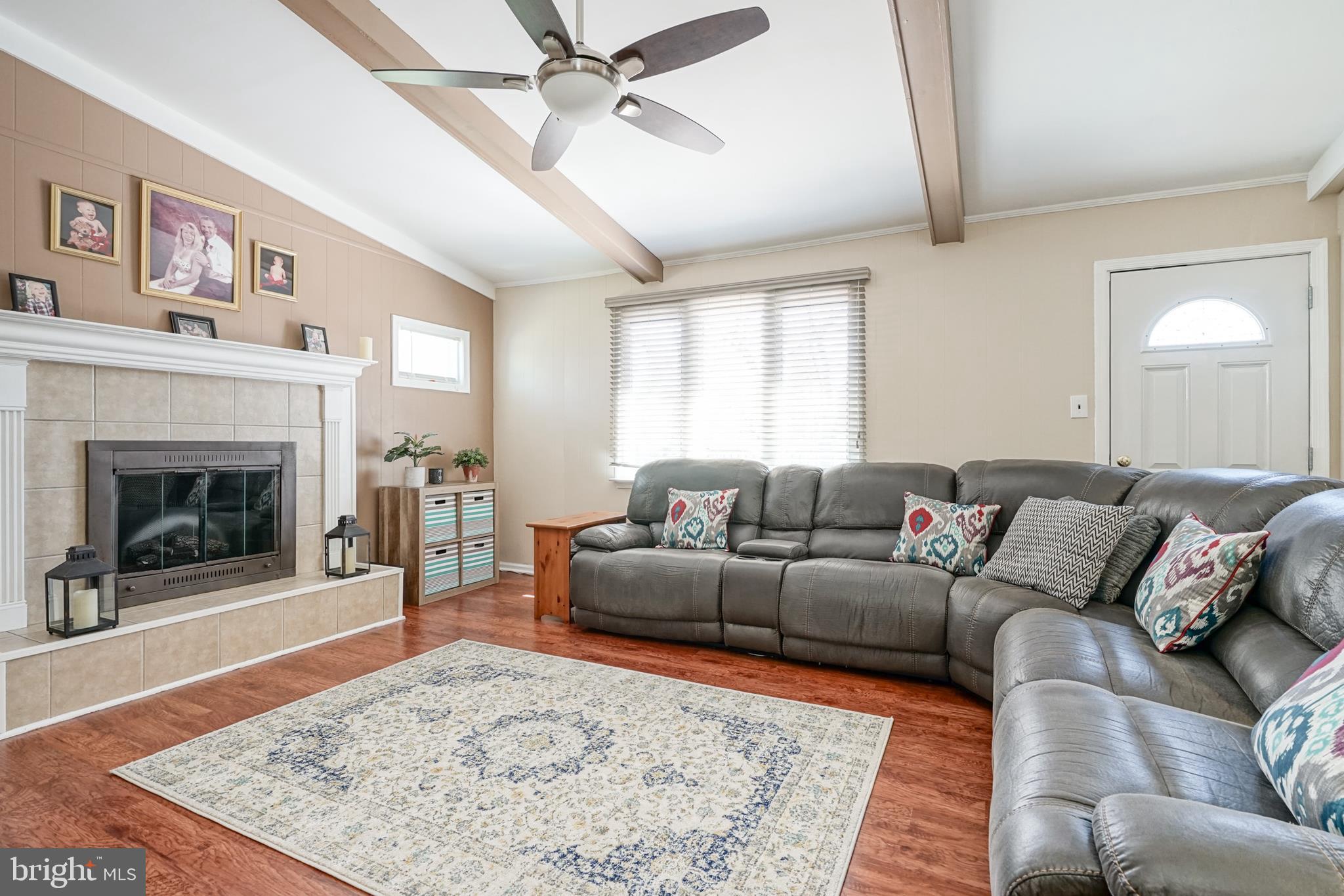 808 East Evesham Road Glendora, NJ 08029 - Photo 16 of 37 Family Room w/Catheral Ceilings