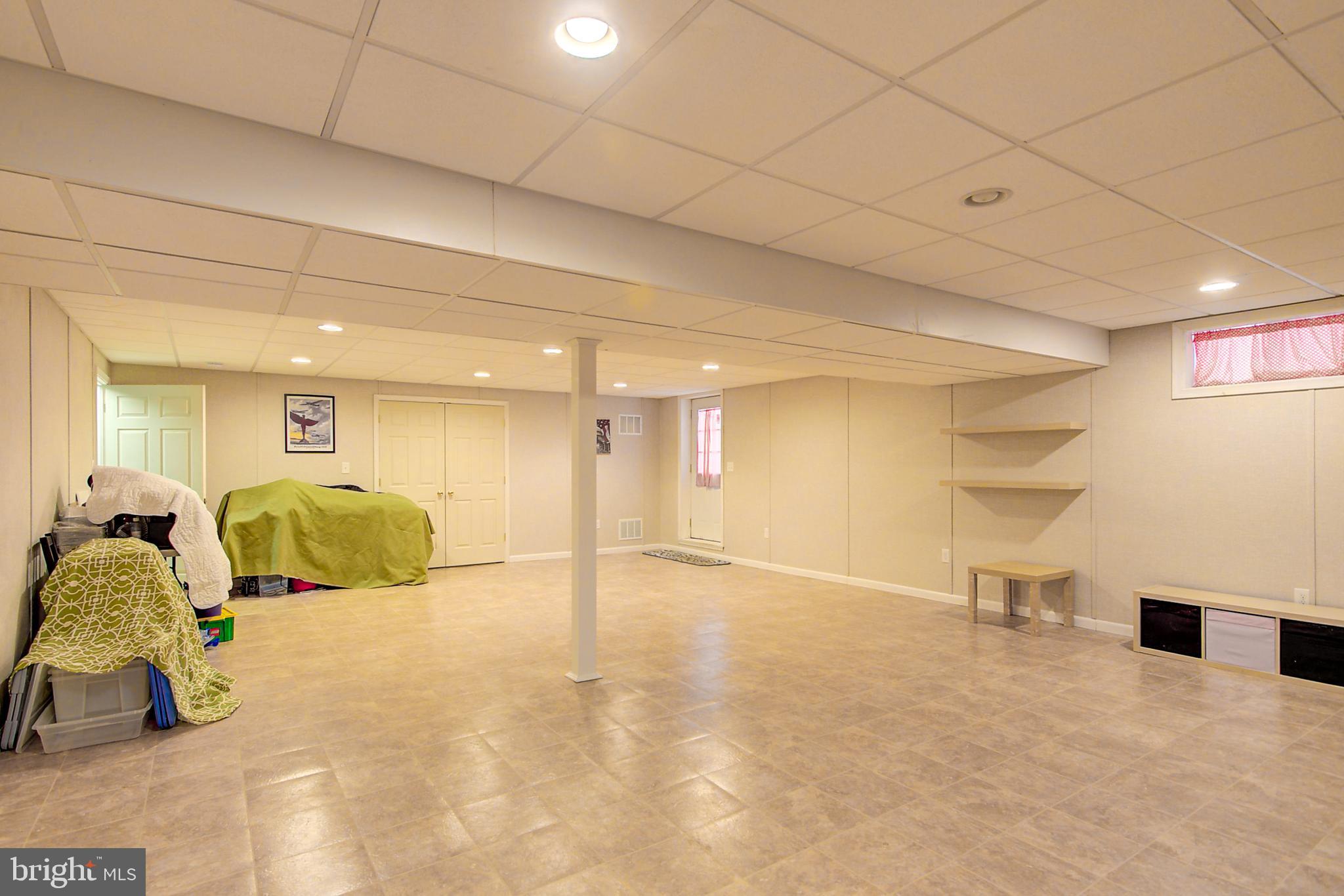 755 Oxford Road Lancaster, PA 17601 - Photo 16 of 41 Gallery Image 16