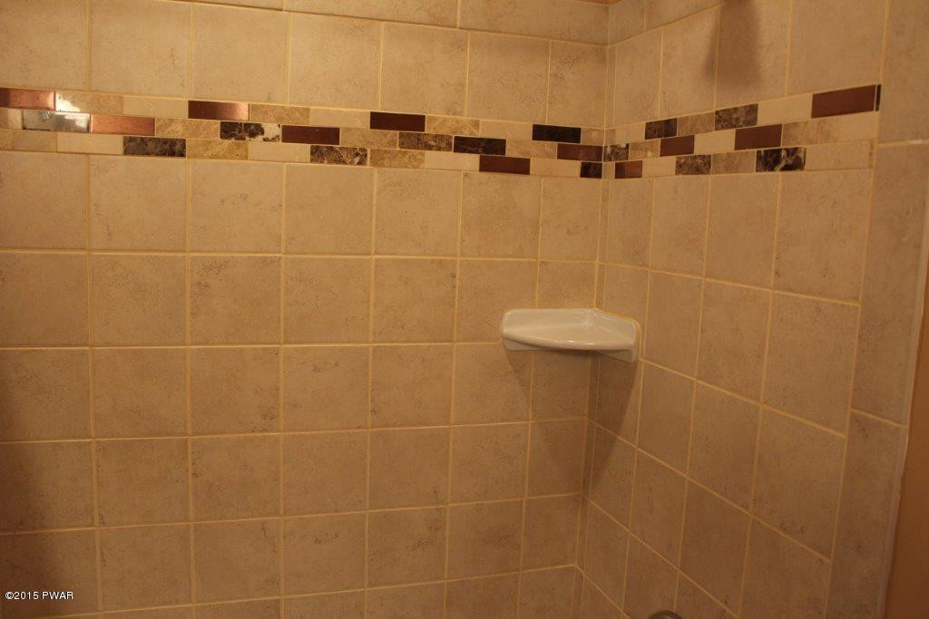 2825 Rockway Road Lake Ariel, PA 18436 - Photo 24 of 34