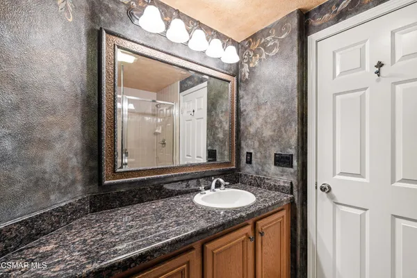 $1,325,000 | 615 Camino Del Lago, Newbury Park, CA 91320