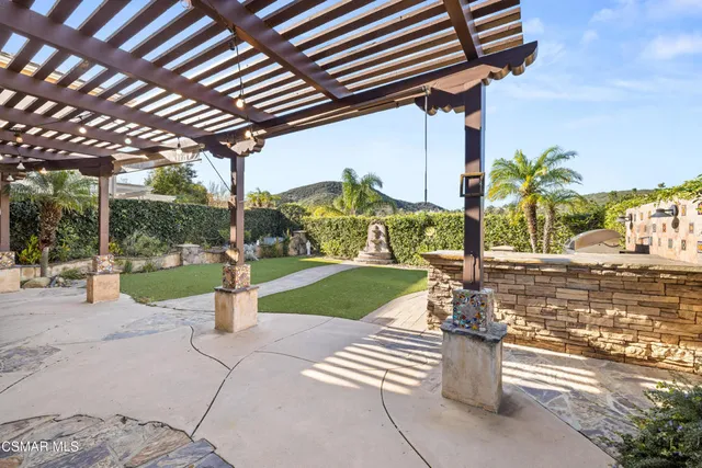 $1,375,000 | 615 Camino Del Lago, Newbury Park, CA 91320