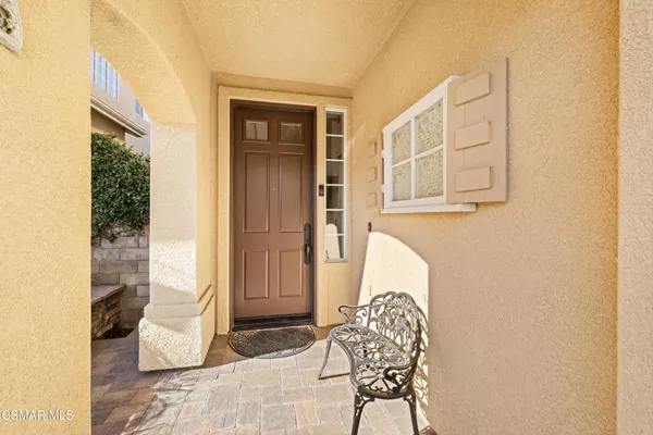 $1,325,000 | 615 Camino Del Lago, Newbury Park, CA 91320