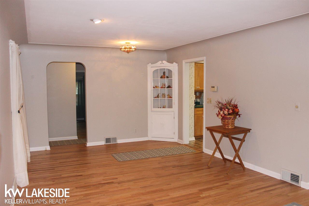 192 Turner Street Romeo, MI 48065 - Photo 6 of 40 31394305-5.JPG
