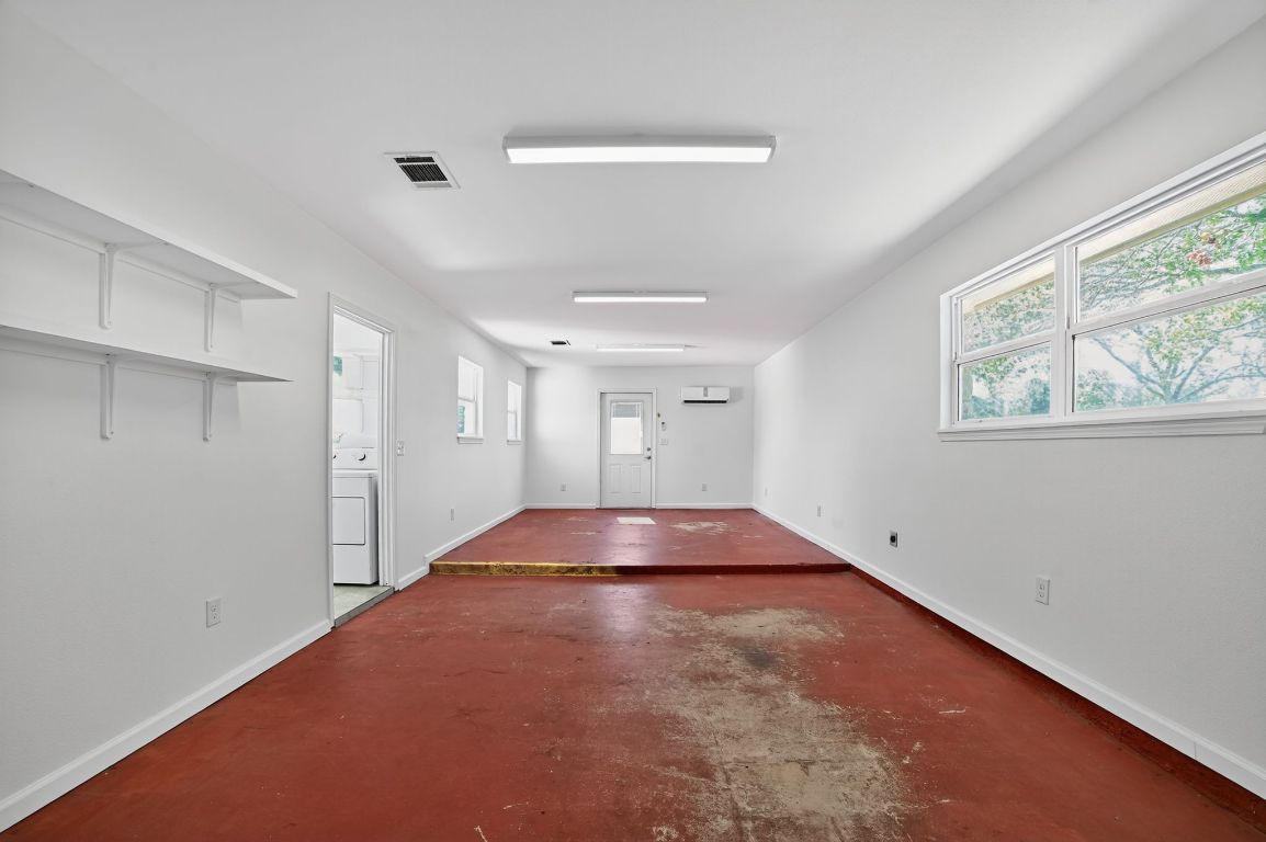 313 Starview Drive Georgetown, TX 78628 - Photo 38 of 38 a view of an empty room with a window