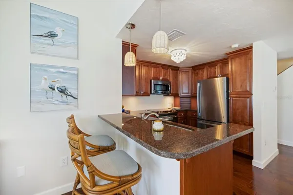 $599,000 | 109 Bayshore Road, Unit 10, Nokomis, FL 34275