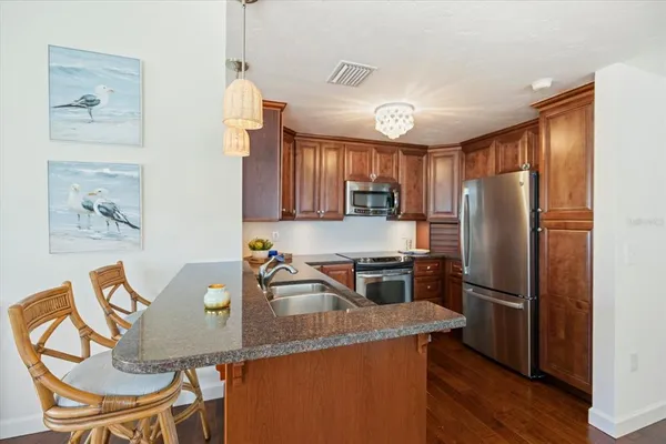 $599,000 | 109 Bayshore Road, Unit 10, Nokomis, FL 34275