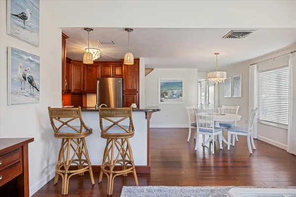 $599,000 | 109 Bayshore Road, Unit 10, Nokomis, FL 34275