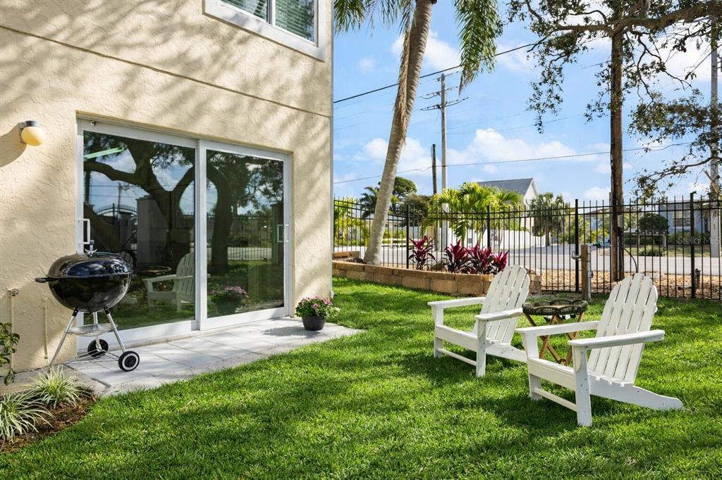 109 Bayshore Road, Unit 10 Nokomis, FL 34275 - Photo 44 of 90