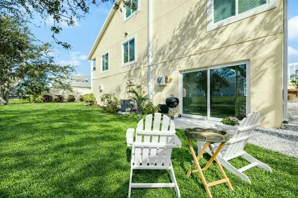 $599,000 | 109 Bayshore Road, Unit 10, Nokomis, FL 34275