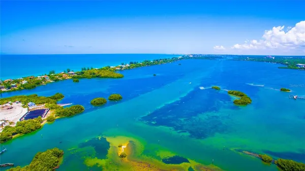 $599,000 | 109 Bayshore Road, Unit 10, Nokomis, FL 34275