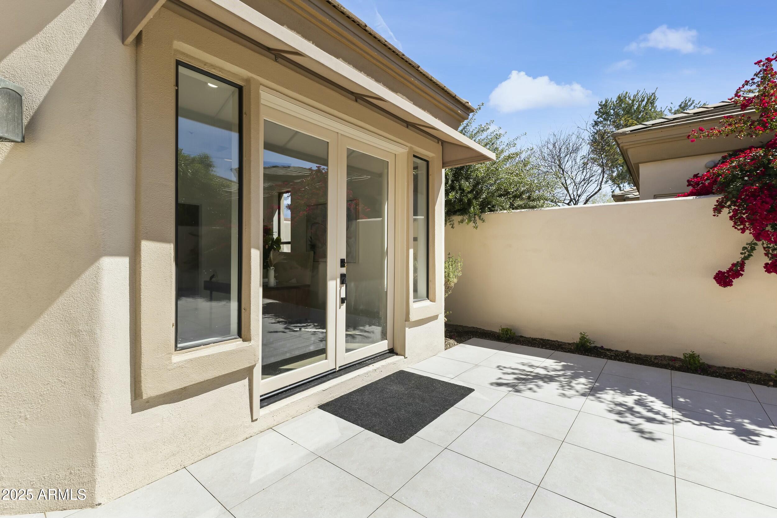 7705 East Doubletree Ranch Road, Unit 21 Scottsdale, AZ 85258 - Photo 34 of 45 a view of a entryway door
