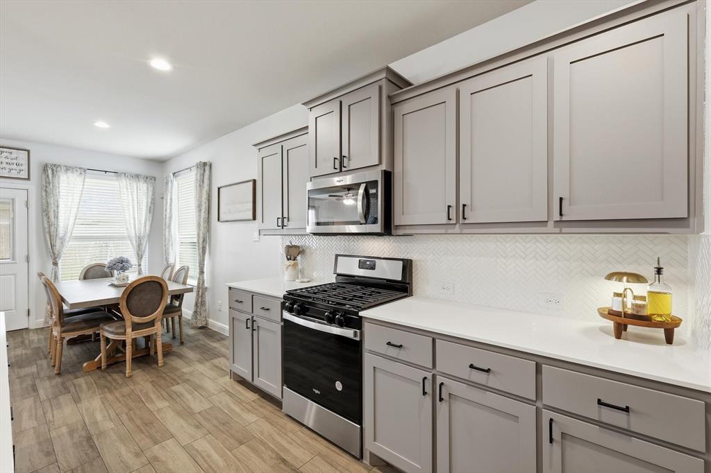 2369 Briscoe Rnch Drive Weatherford, TX 76087 - Photo 11 of 40