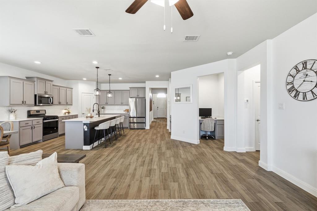 2369 Briscoe Rnch Drive Weatherford, TX 76087 - Photo 18 of 40