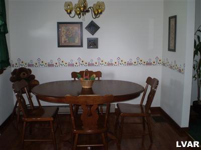 302 Forgedale Road Mertztown, PA 19539 - Photo 5 of 10 Gallery Image 5