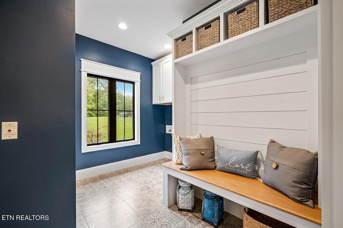 103 Chestnut Ridge Lane Crossville, TN 38558 - Photo 31 of 39 Baramore laundry room