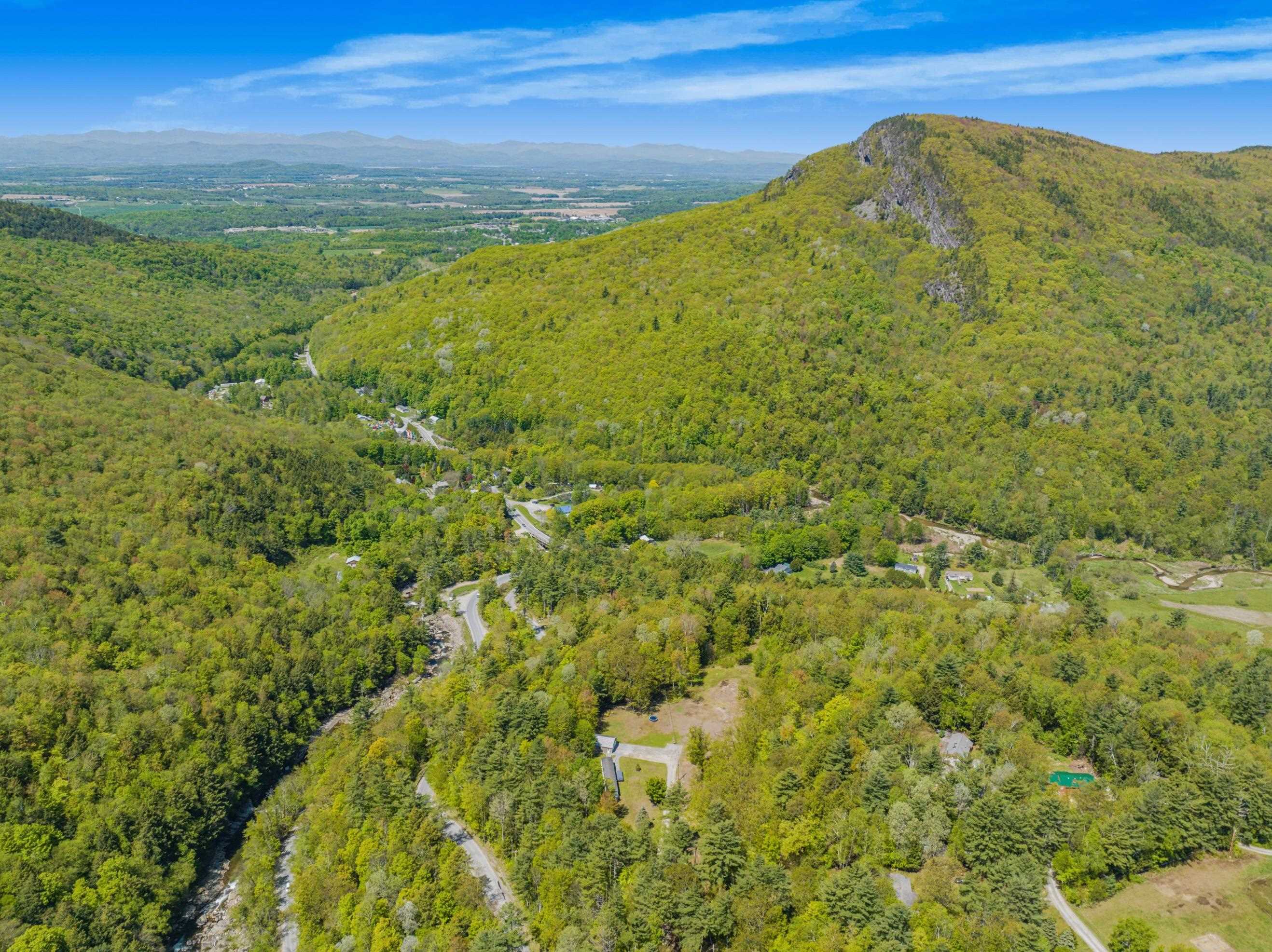 207 Deerleap View Bristol, VT 05443 - Photo 4 of 4