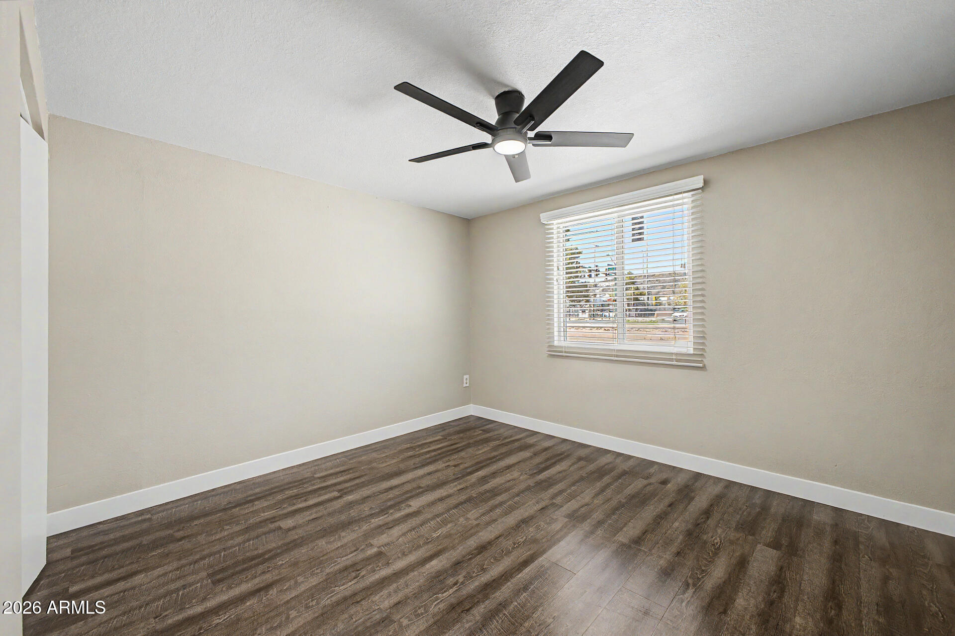 1645 West Thunderbird Road Phoenix, AZ 85023 - Photo 24 of 34