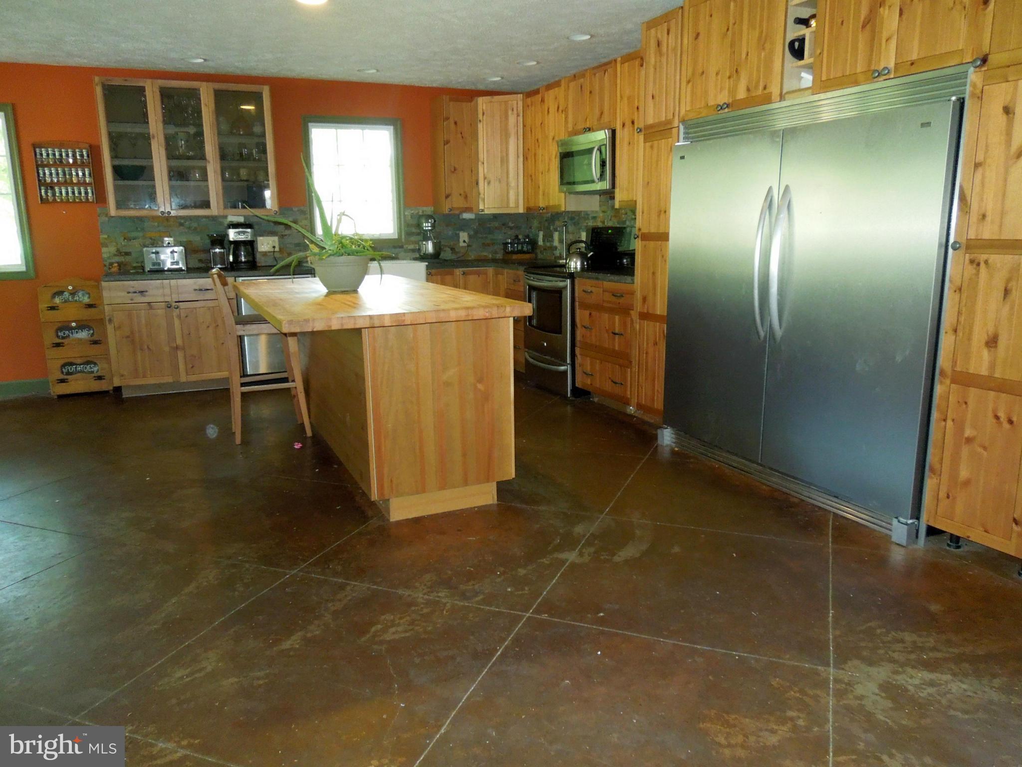14515 Strite Road Hagerstown, MD 21742 - Photo 14 of 30 Stainless appliances!
