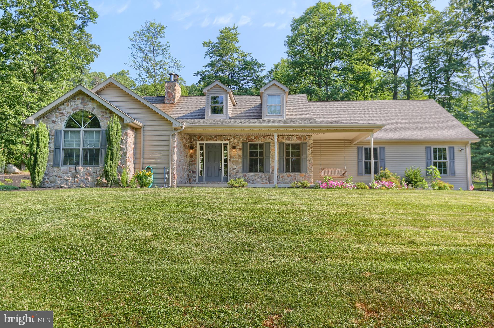 2639 County Line Road Dillsburg, PA 17019 - Photo 1 of 43 Gallery Image 1