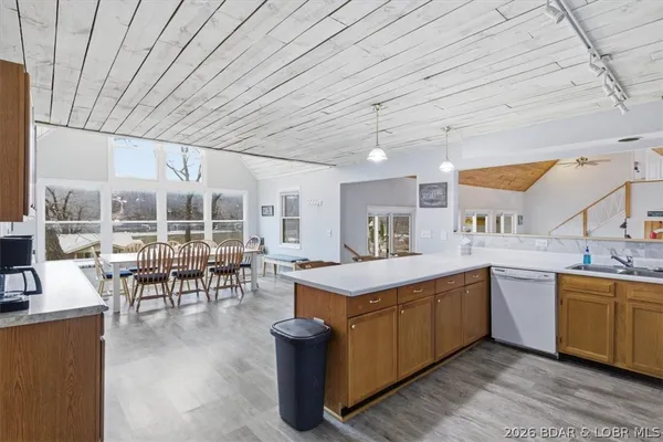 $595,000 | 25898 Indian Creek Lane, Barnett, MO 65011