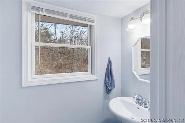$595,000 | 25898 Indian Creek Lane, Barnett, MO 65011