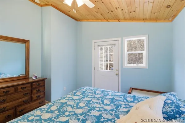 $595,000 | 25898 Indian Creek Lane, Barnett, MO 65011