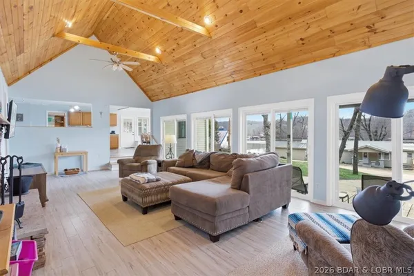 $595,000 | 25898 Indian Creek Lane, Barnett, MO 65011