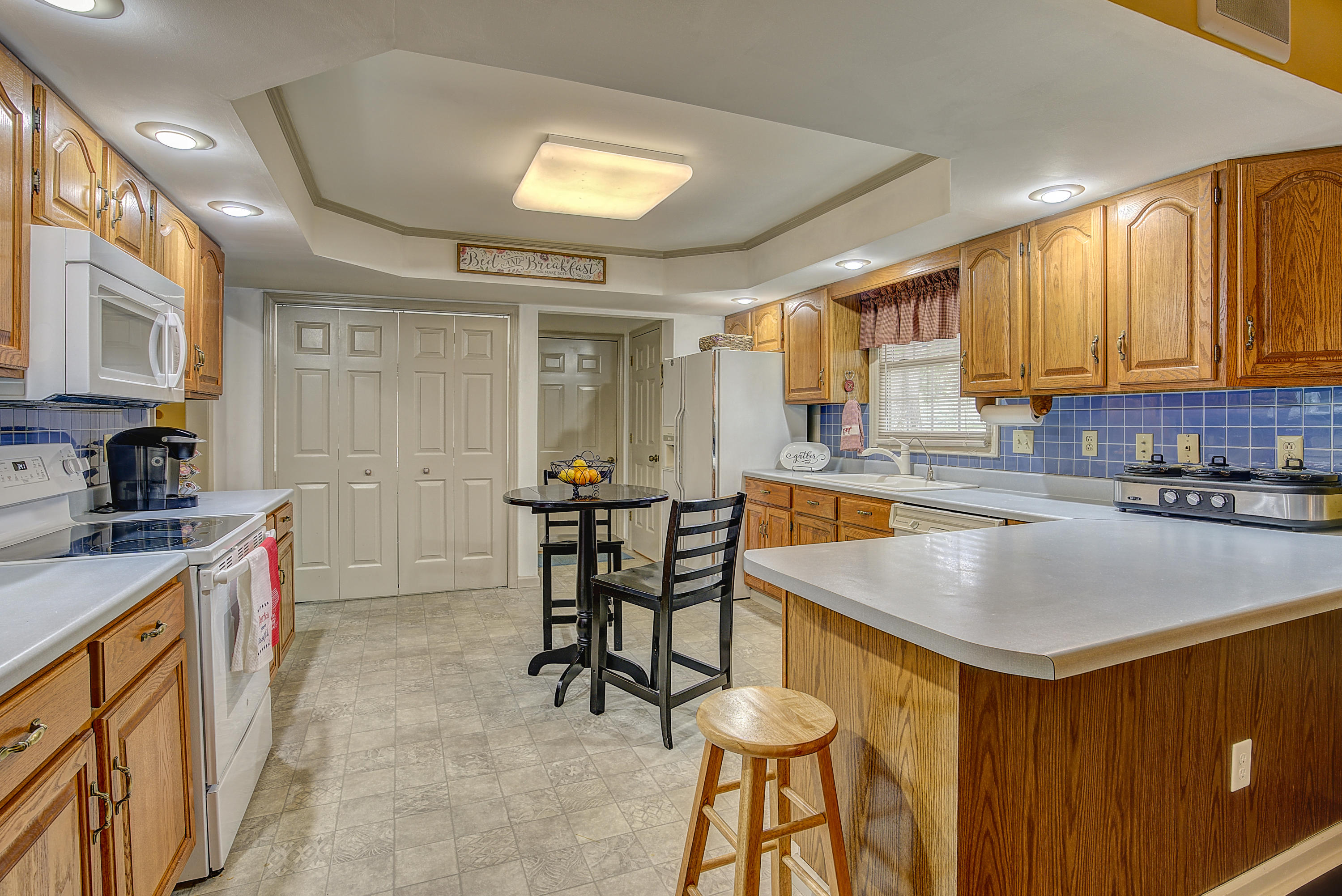 1102 Hillendale Road Johnson City, TN 37615 - Photo 26 of 40 Hillen--24