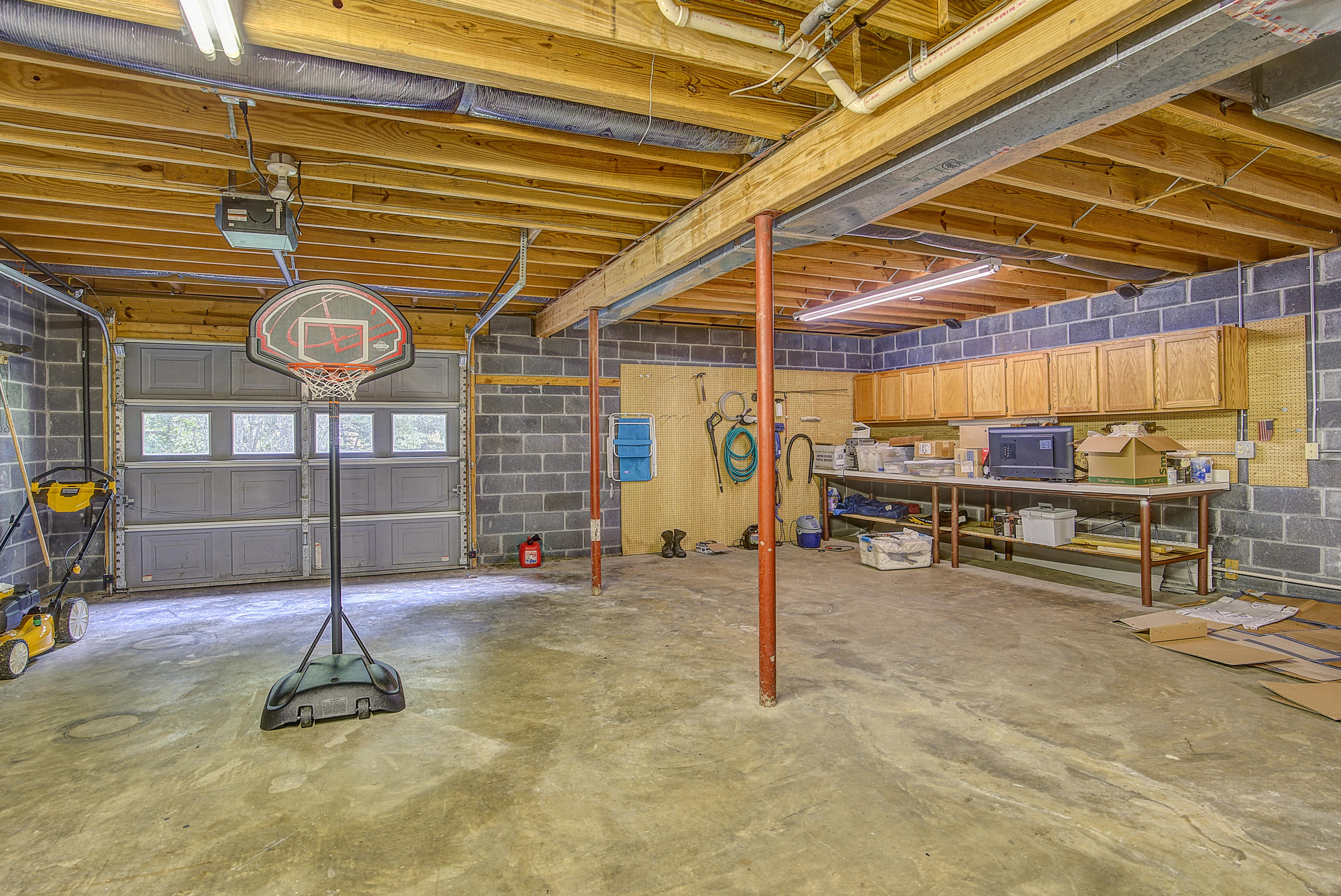 1102 Hillendale Road Johnson City, TN 37615 - Photo 33 of 40 Hillen--31