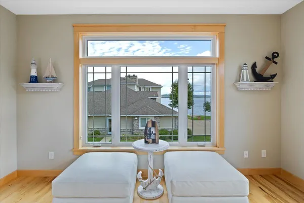 $724,900 | 1329 South Oak Street, Lake City, MN 55041