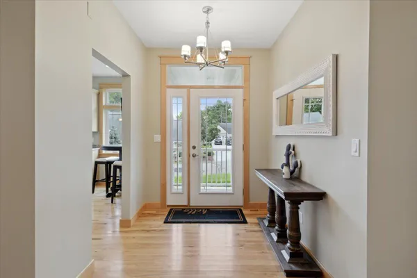 $724,900 | 1329 South Oak Street, Lake City, MN 55041