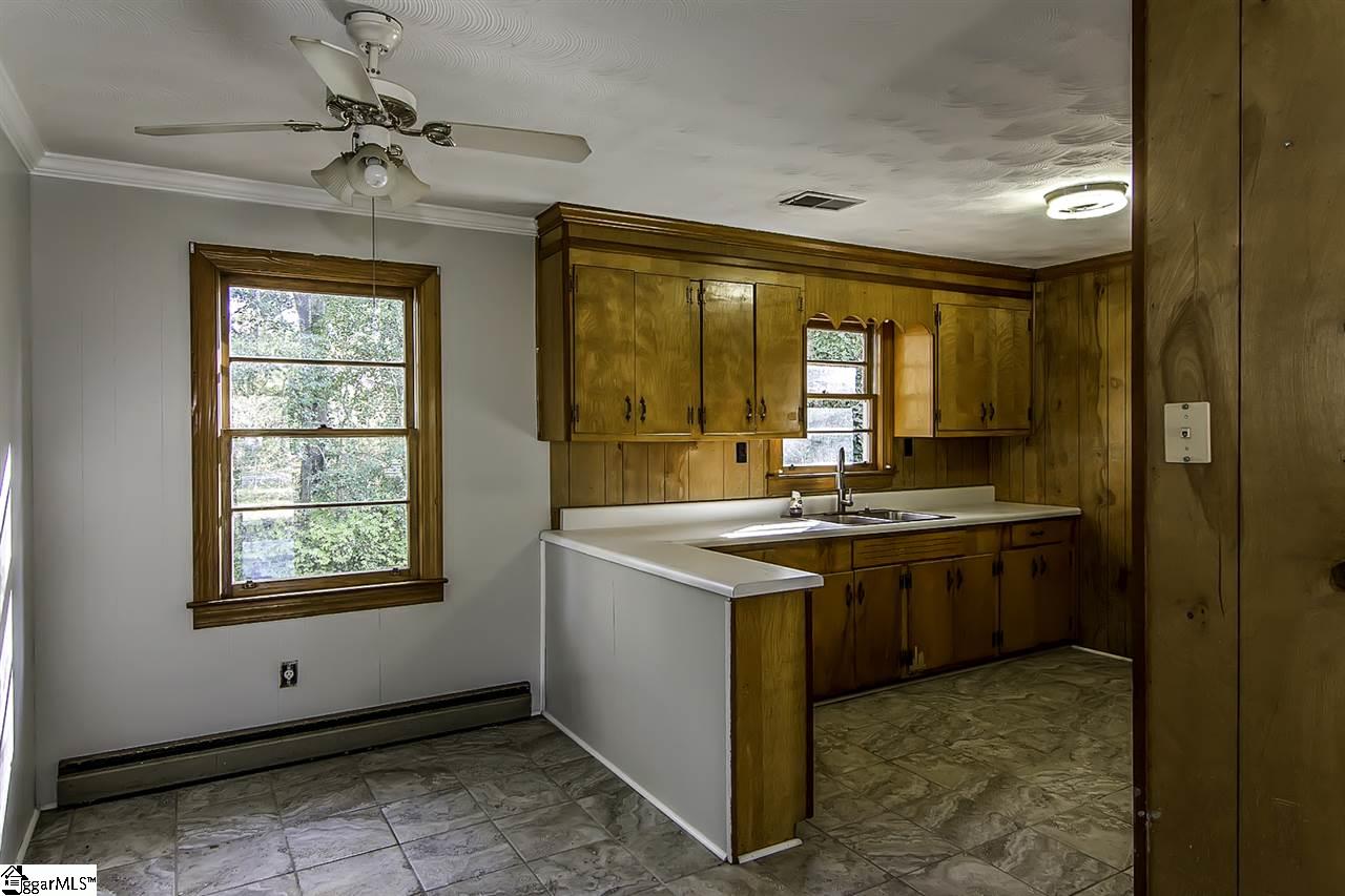 347 South 1372 Woodruff, SC 29388 - Photo 6 of 26 Gallery Image 6