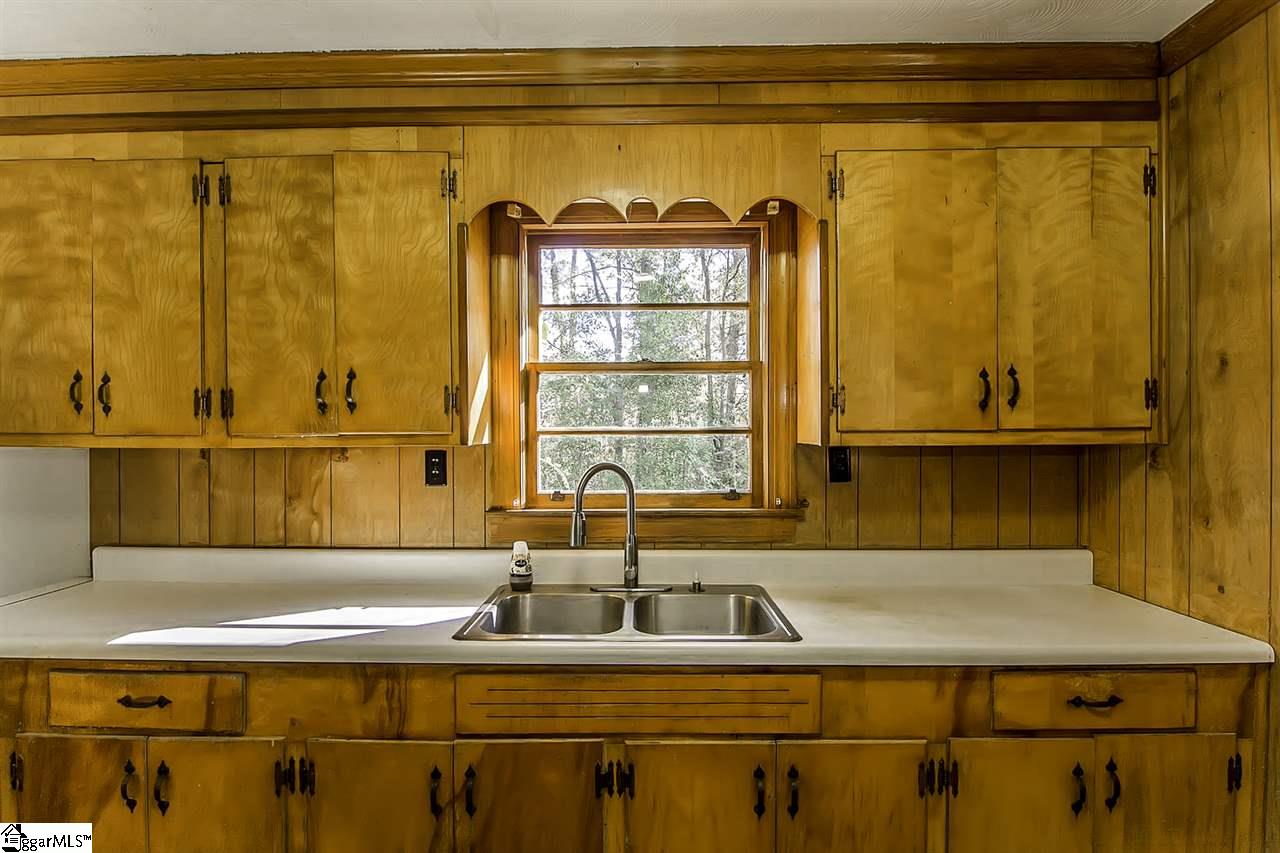 347 South 1372 Woodruff, SC 29388 - Photo 10 of 26 Gallery Image 10