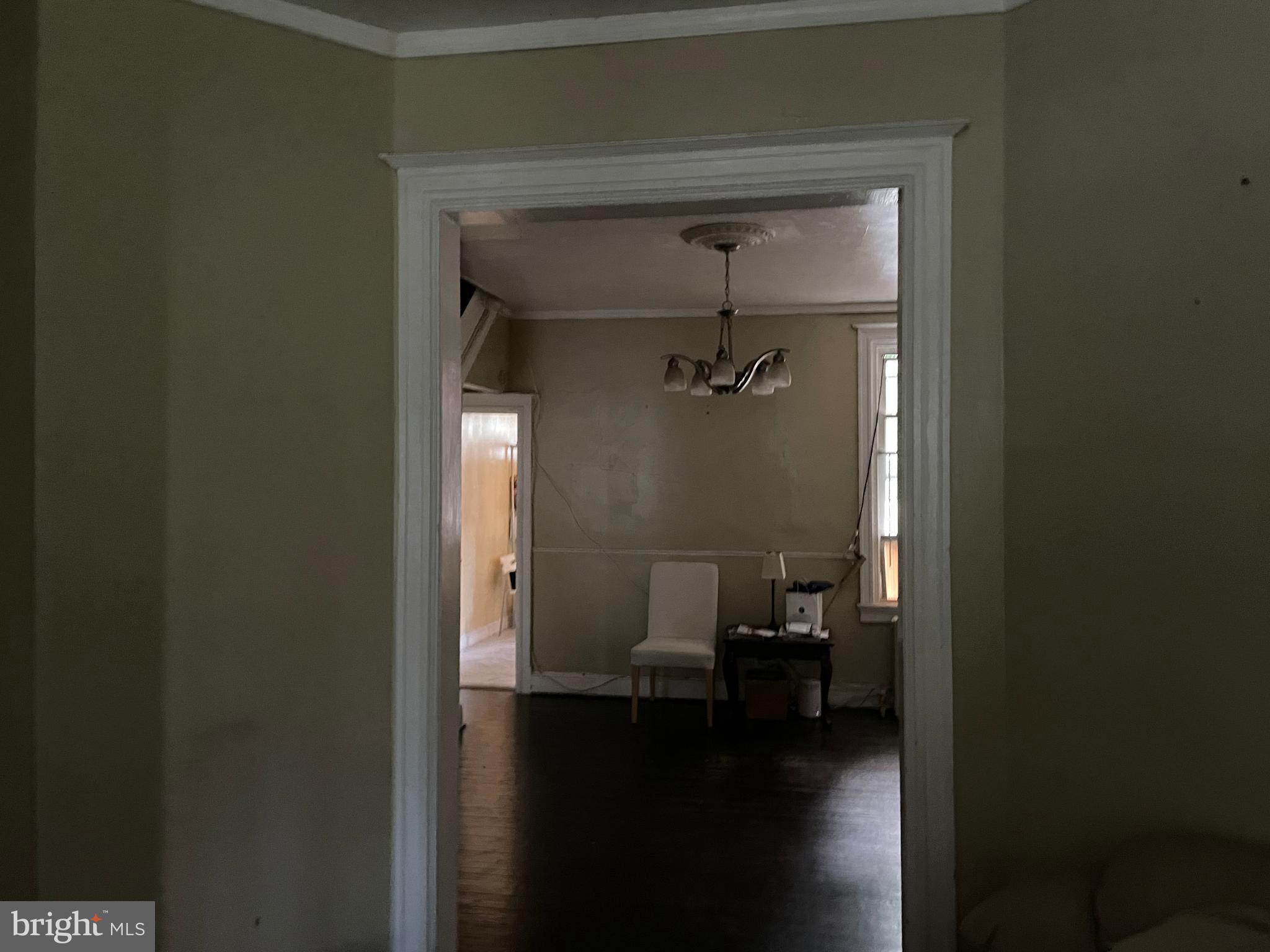 604 Irving Street Northwest Washington, DC 20010 - Photo 5 of 11 a view of a bathroom