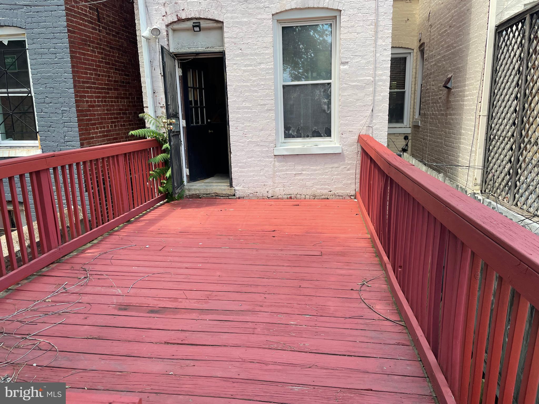 604 Irving Street Northwest Washington, DC 20010 - Photo 10 of 11 a balcony with an outdoor space